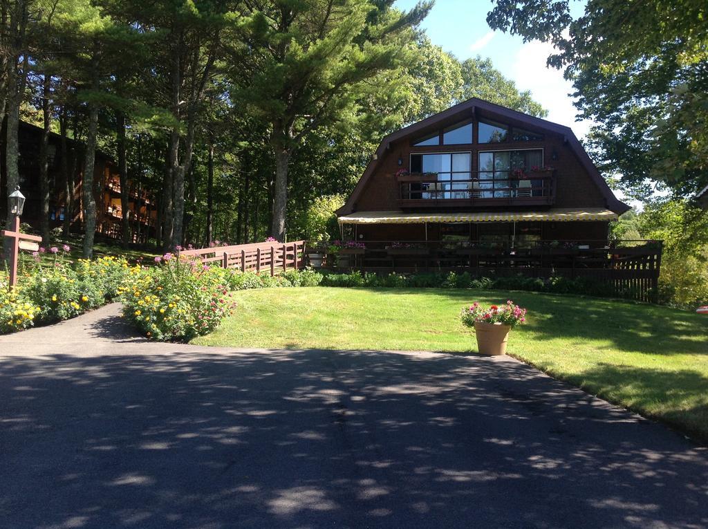 Howard House Lodge