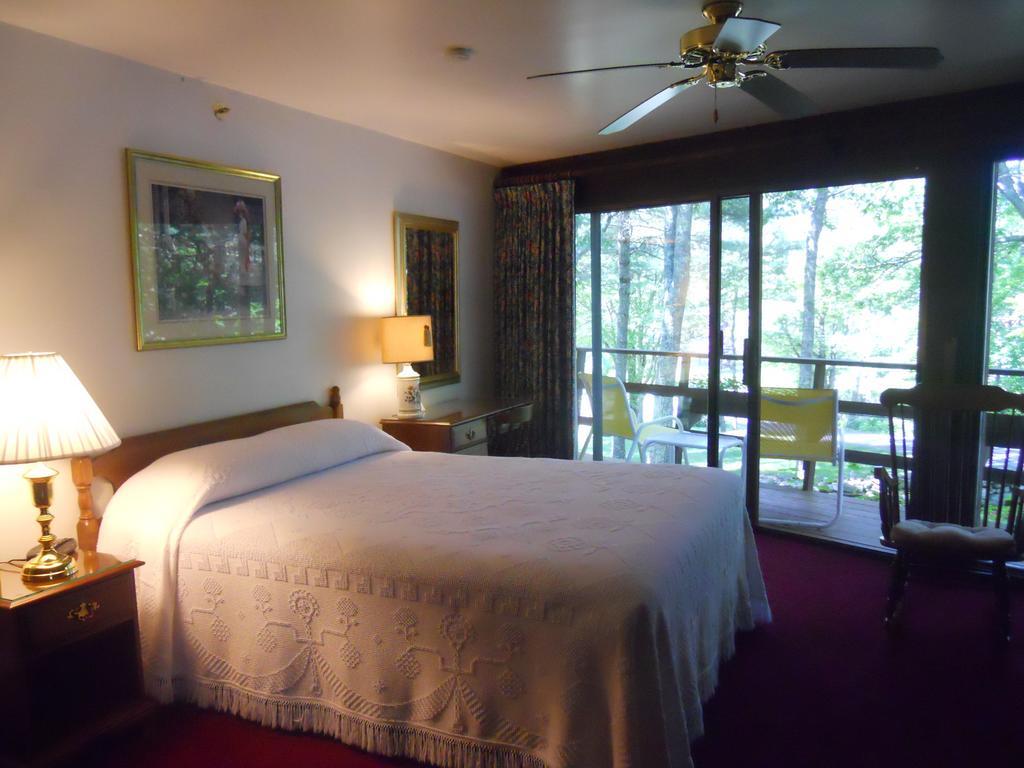Howard House Boothbay Harbor